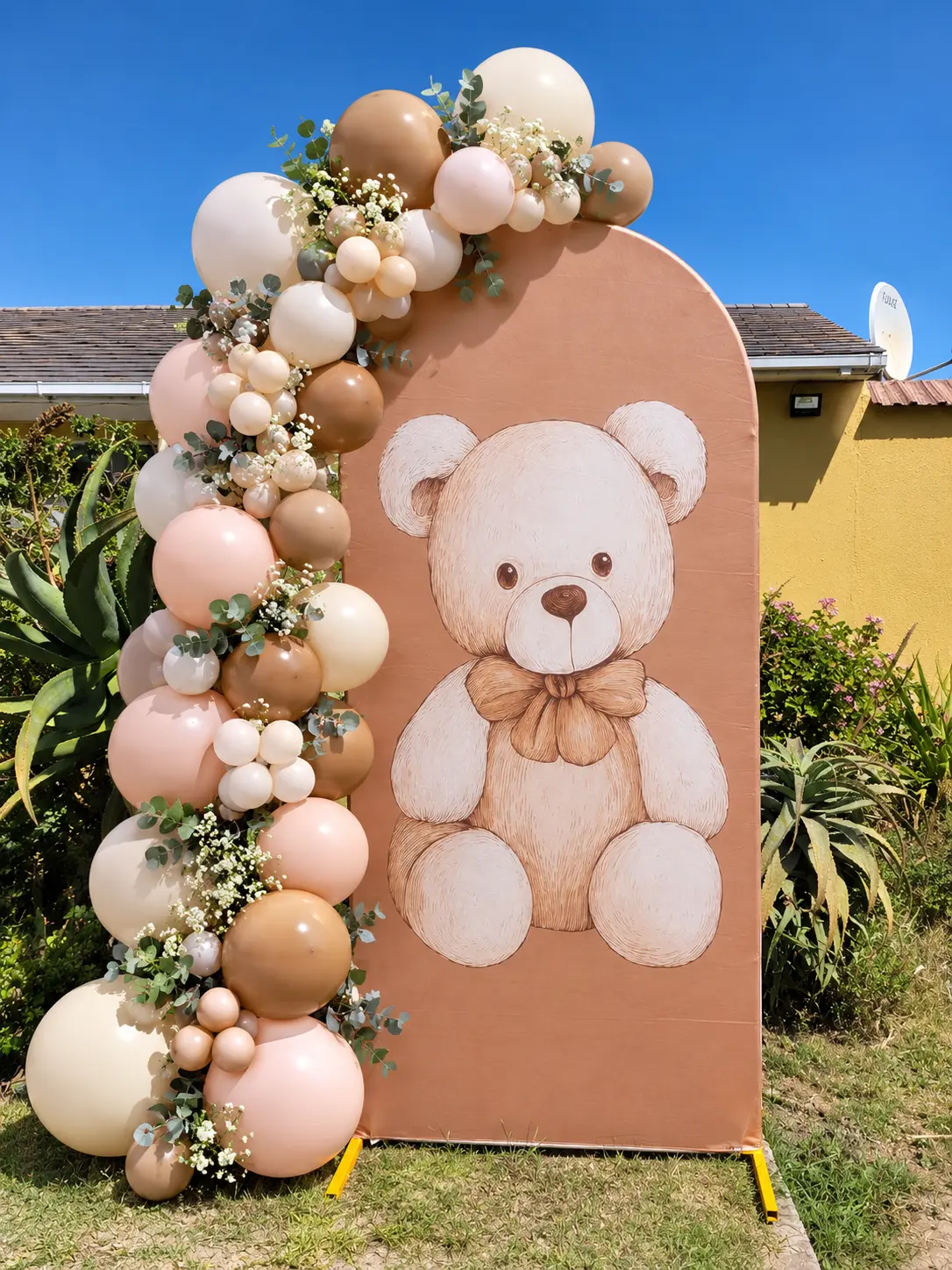 Teddy Bear printed arch cover